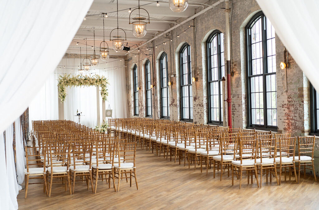 8 Ways to Reduce Wedding Costs